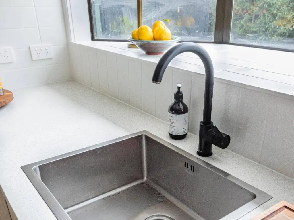 a clean kitchen sink