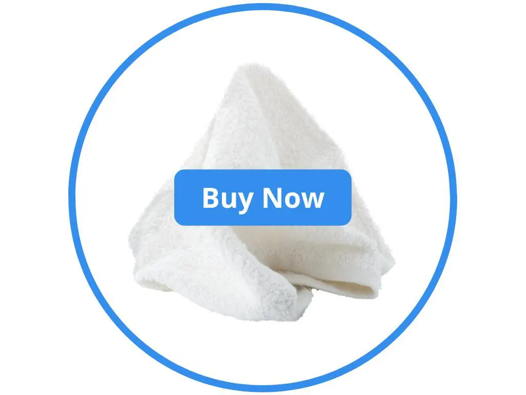 Lint-free white terry cloth towels